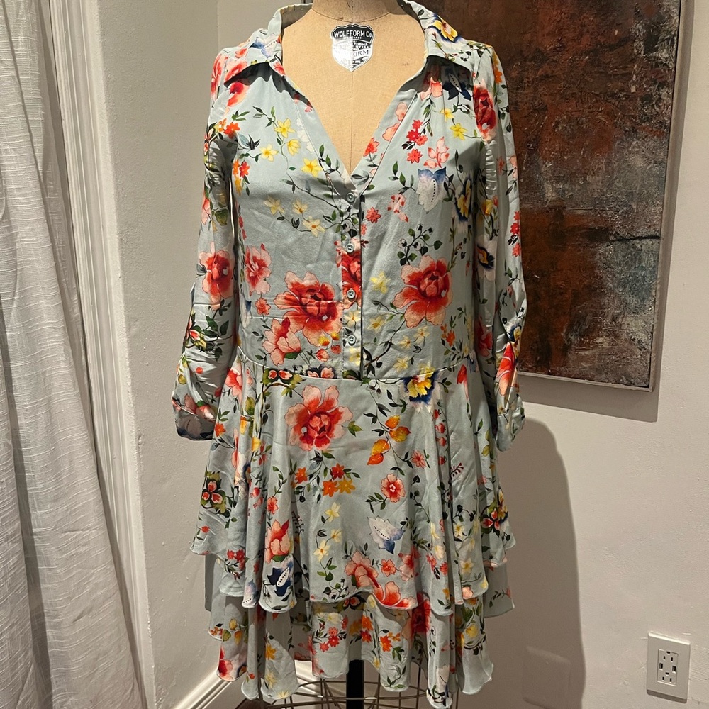Alice+ Olivia Moore button down dress